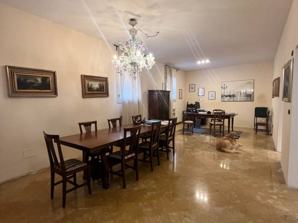 ufficio in affitto a Modena in zona Centro Storico