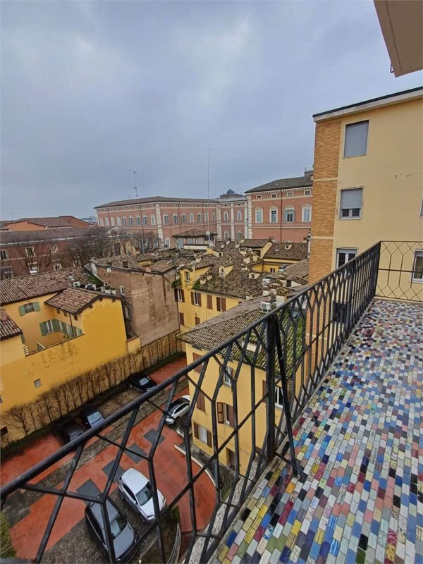 appartamento in affitto a Modena in zona Centro Storico