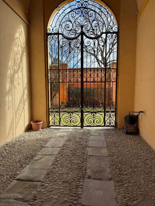 appartamento in affitto a Modena in zona Centro Storico