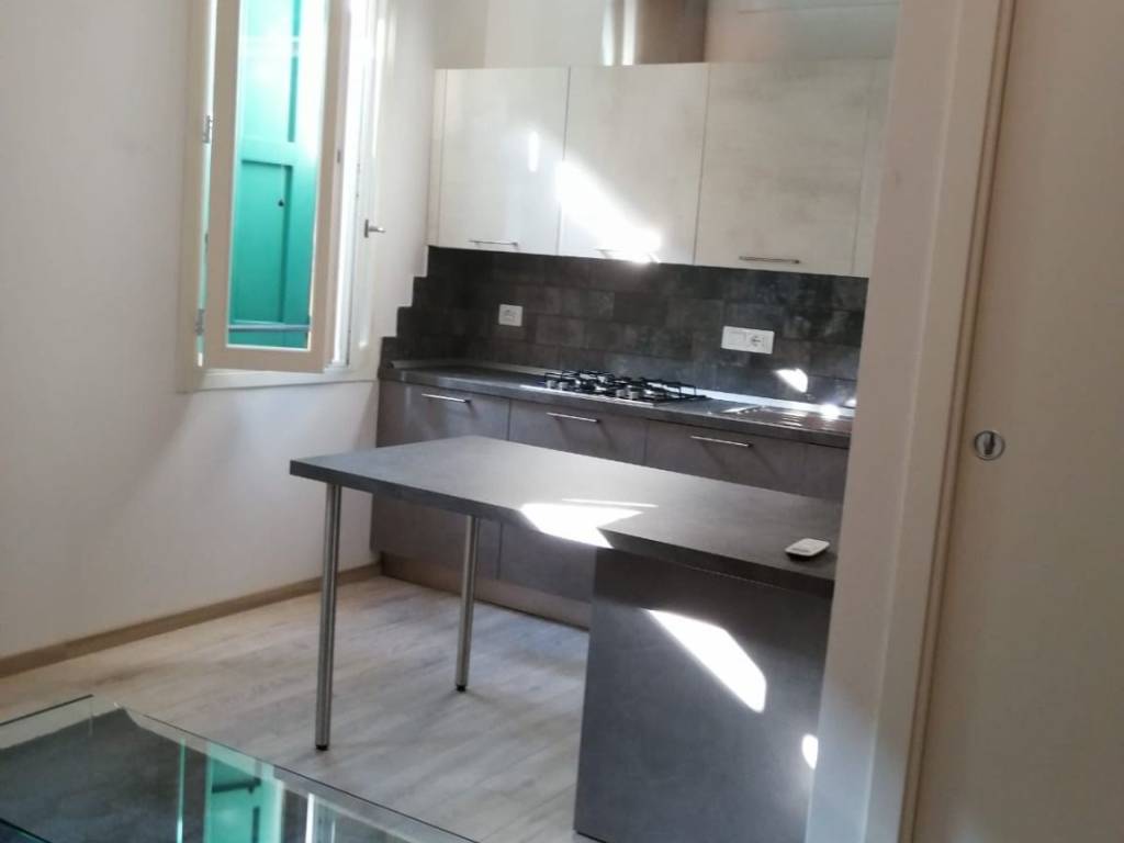 appartamento in affitto a Modena in zona Centro Storico