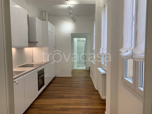 appartamento in affitto a Modena in zona Centro Storico