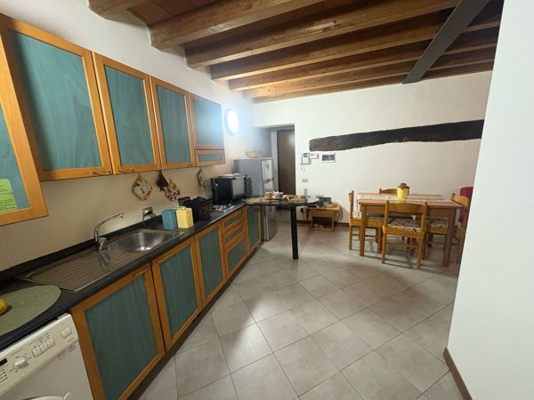 appartamento in affitto a Modena in zona Centro Storico