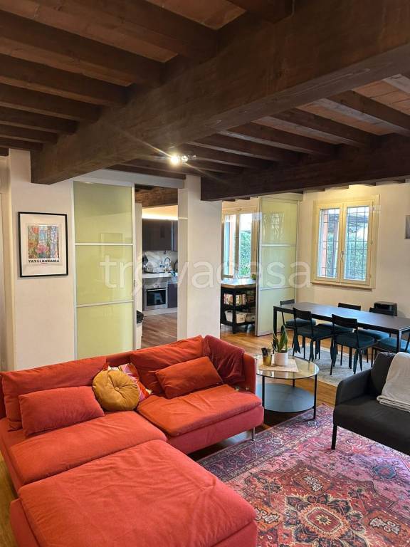 casa indipendente in affitto a Modena