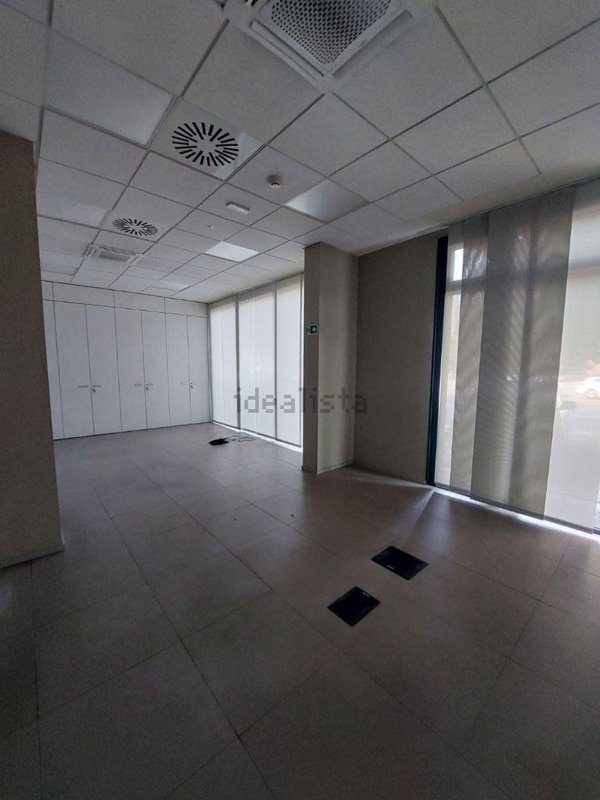 locale commerciale in affitto a Modena in zona Centro Storico