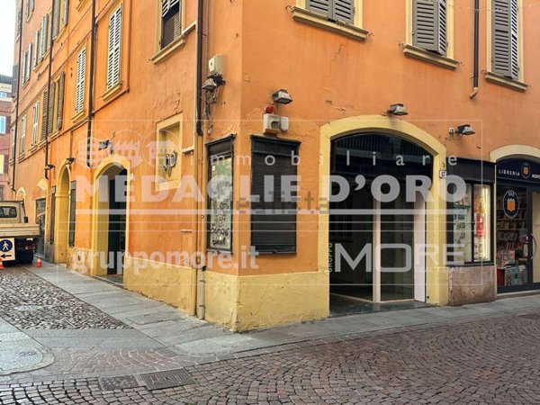 negozio in affitto a Modena in zona Centro Storico