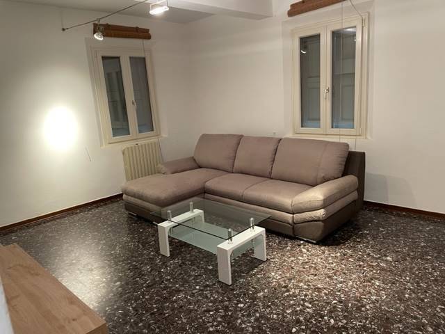 appartamento in affitto a Modena in zona Crocetta