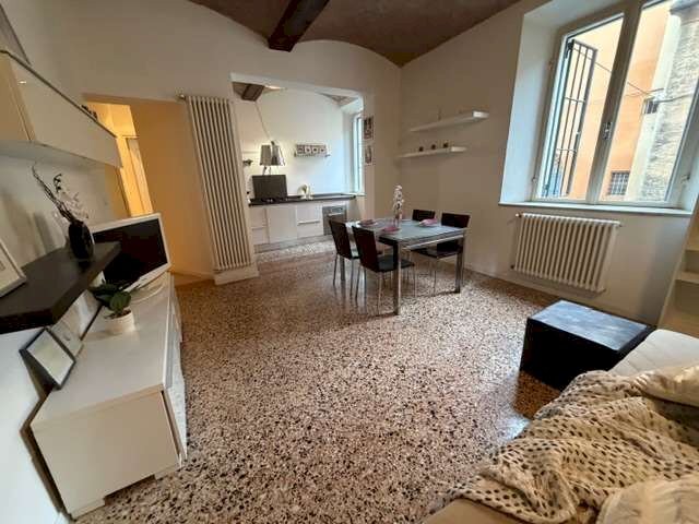 appartamento in affitto a Modena in zona Centro Storico