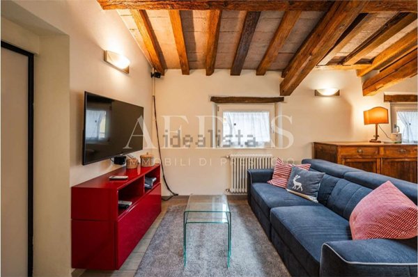 appartamento in affitto a Modena in zona Centro Storico