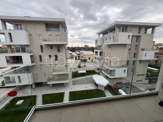 appartamento in affitto a Modena in zona Buon Pastore