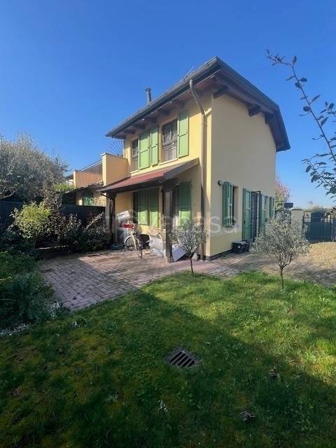 casa indipendente in affitto a Modena