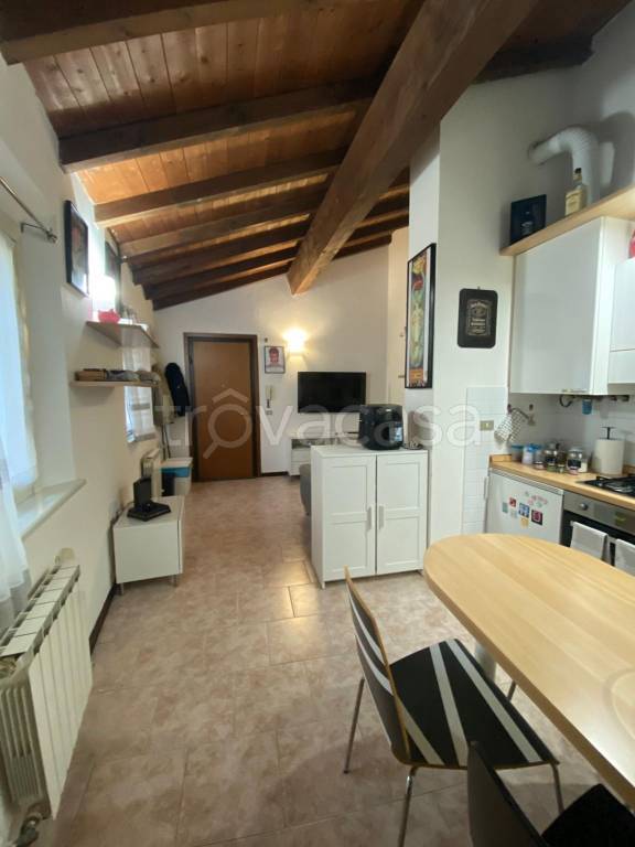 appartamento in affitto a Modena in zona Centro Storico