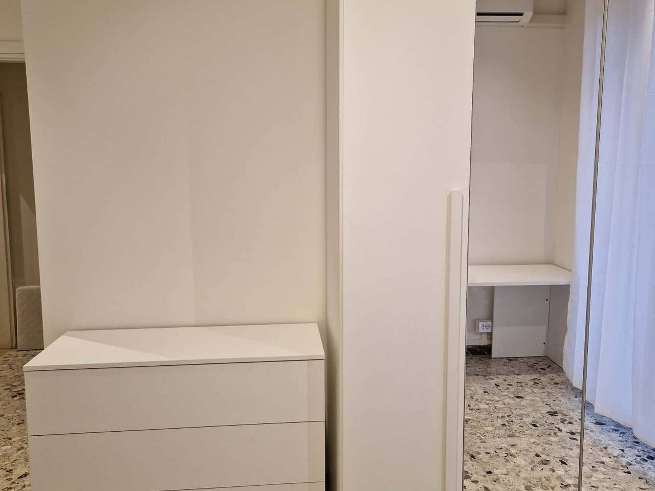 negozio in affitto a Modena in zona San Lazzaro / Modena Est