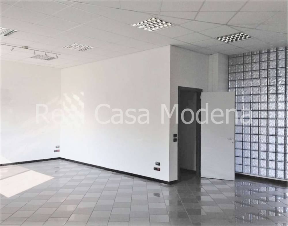 ufficio in affitto a Modena