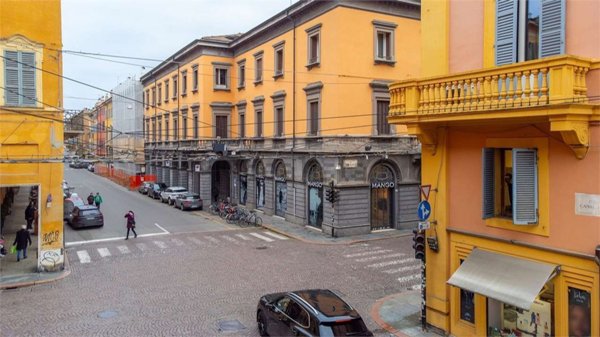 appartamento in affitto a Modena in zona Centro Storico