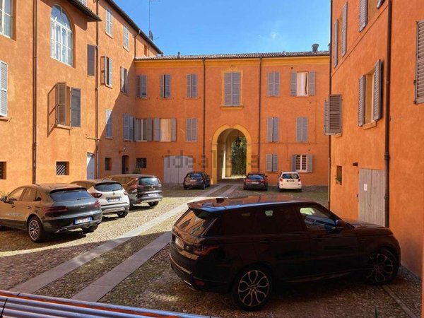 appartamento in affitto a Modena in zona Centro Storico