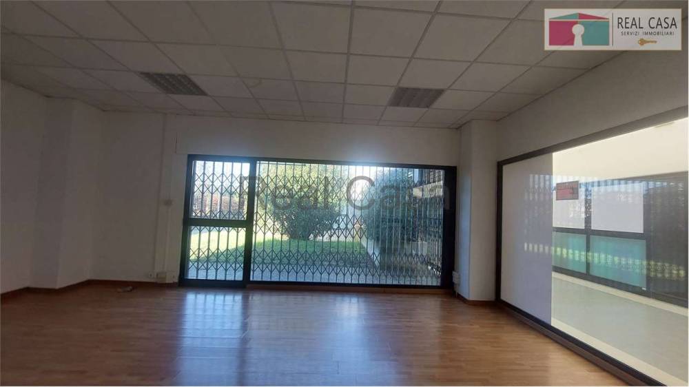 ufficio in affitto a Modena in zona Vaciglio