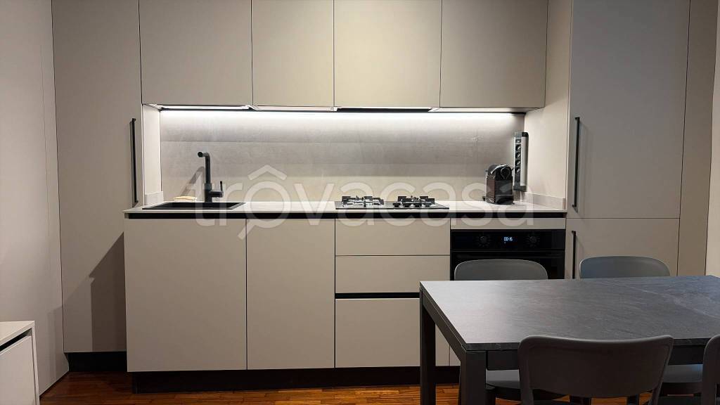 appartamento in affitto a Modena in zona Centro Storico