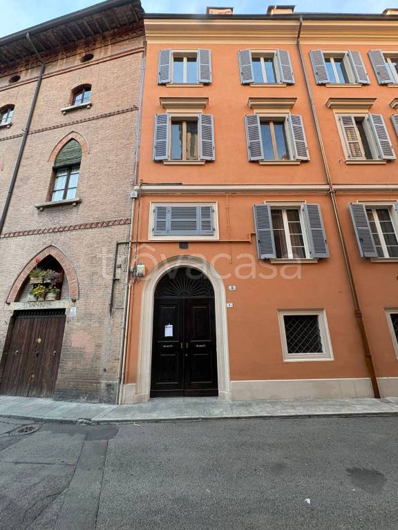 appartamento in affitto a Modena in zona Centro Storico