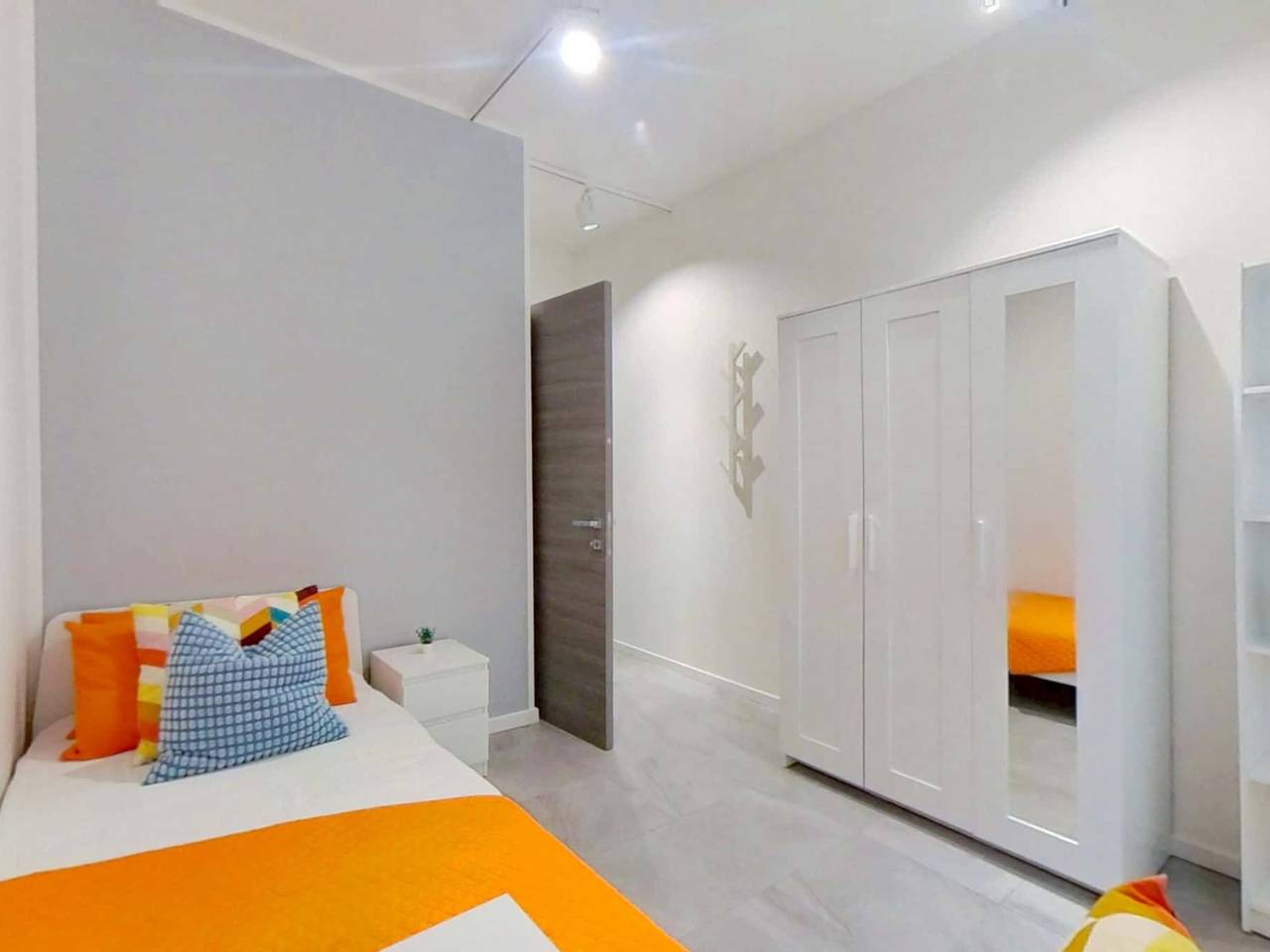 negozio in affitto a Modena in zona Centro Storico