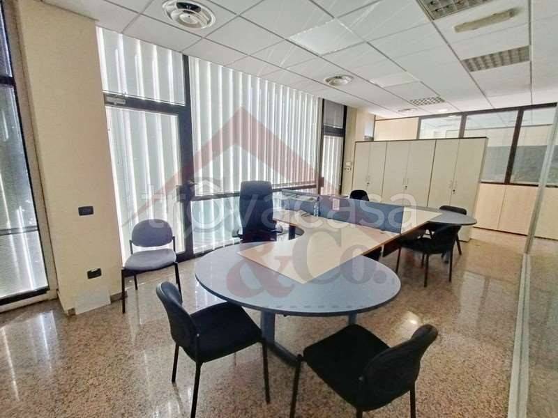 ufficio in affitto a Modena in zona San Faustino