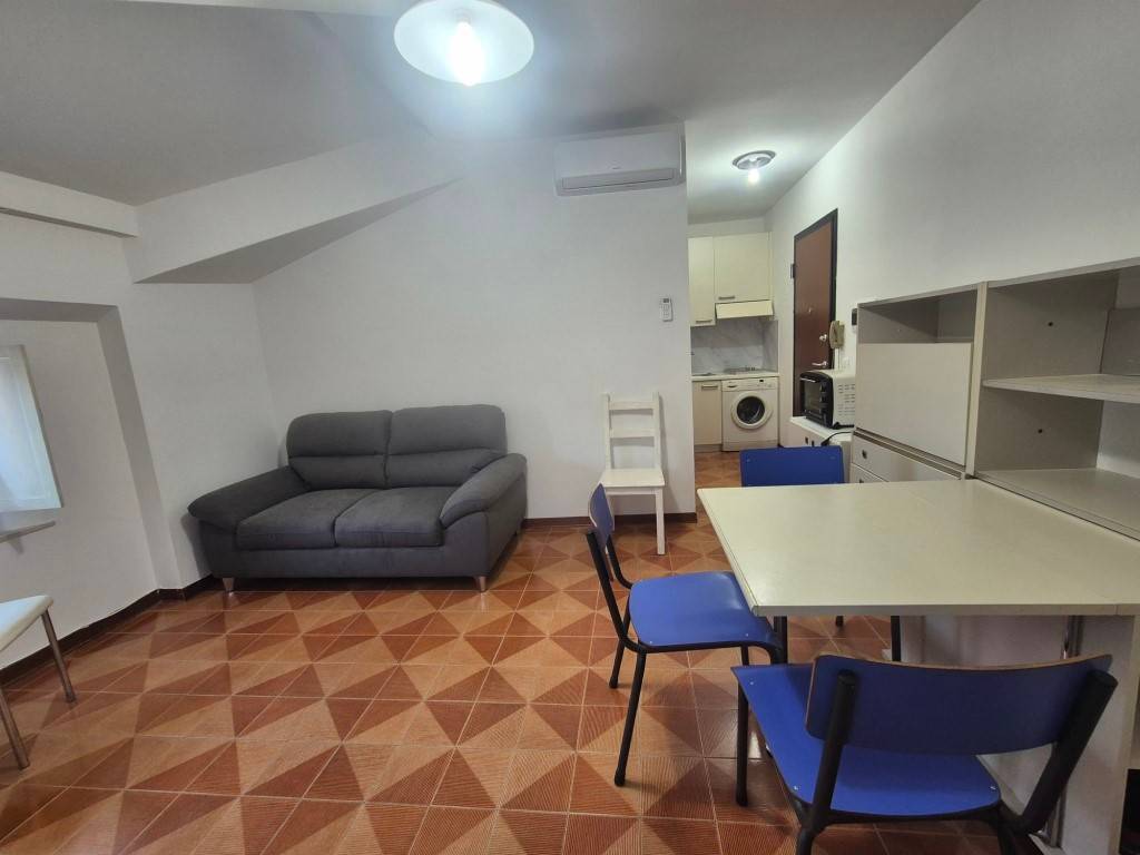 appartamento in affitto a Modena in zona Centro Storico