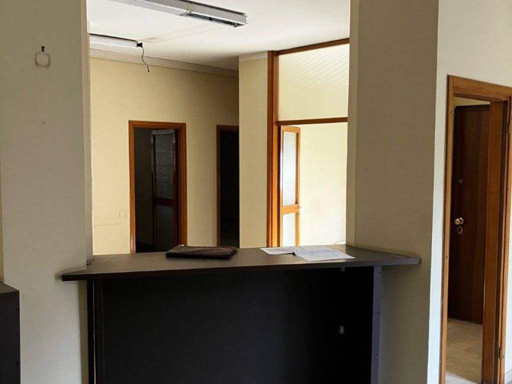 ufficio in affitto a Modena in zona Crocetta