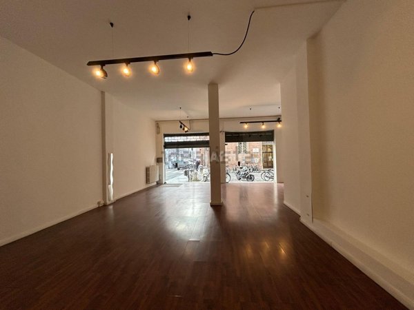 negozio in affitto a Modena in zona Centro Storico