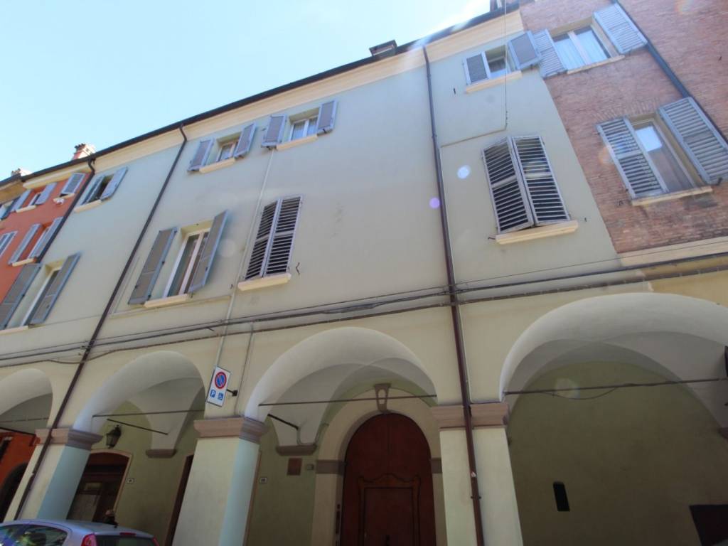 appartamento in affitto a Modena in zona Centro Storico