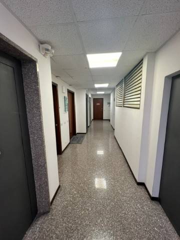 ufficio in affitto a Modena in zona San Faustino