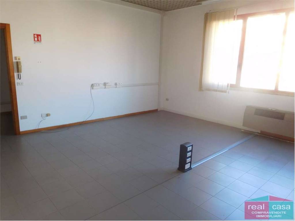 ufficio in affitto a Modena