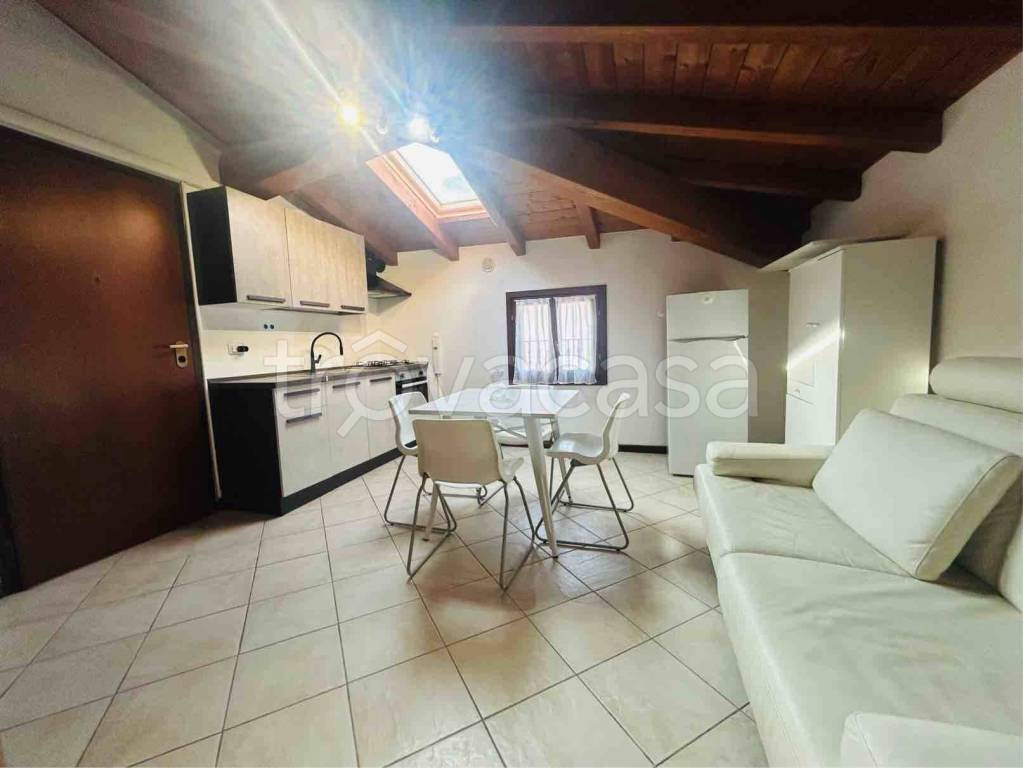 appartamento in affitto a Modena in zona Crocetta