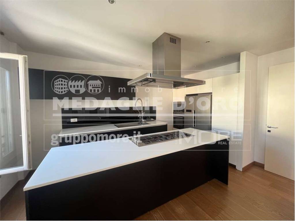 appartamento in affitto a Modena in zona Centro Storico