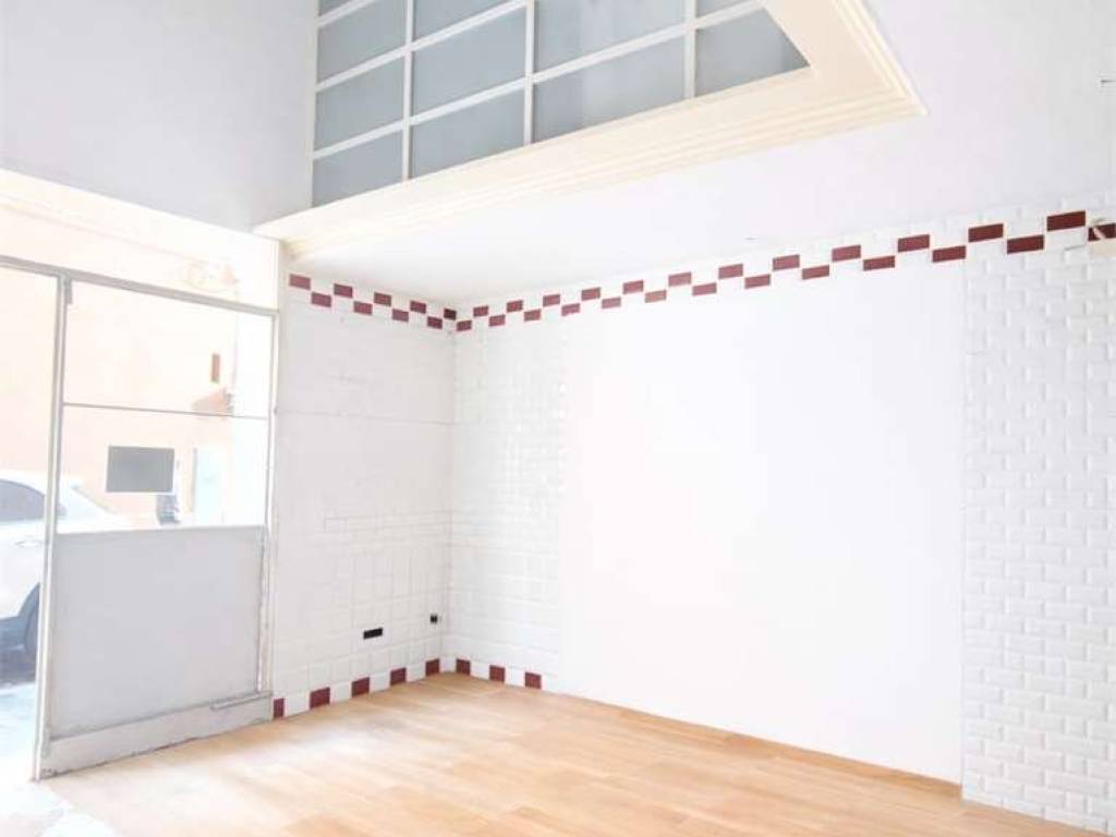 negozio in affitto a Modena in zona Centro Storico