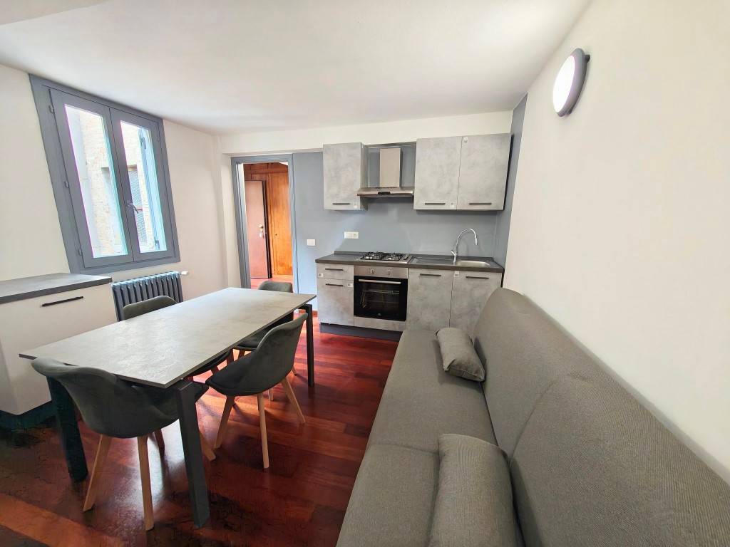 appartamento in affitto a Modena in zona Centro Storico