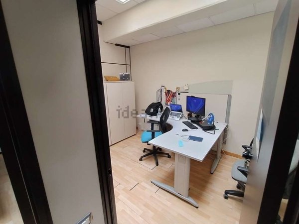 ufficio in affitto a Modena in zona Madonnina / Quattro Ville