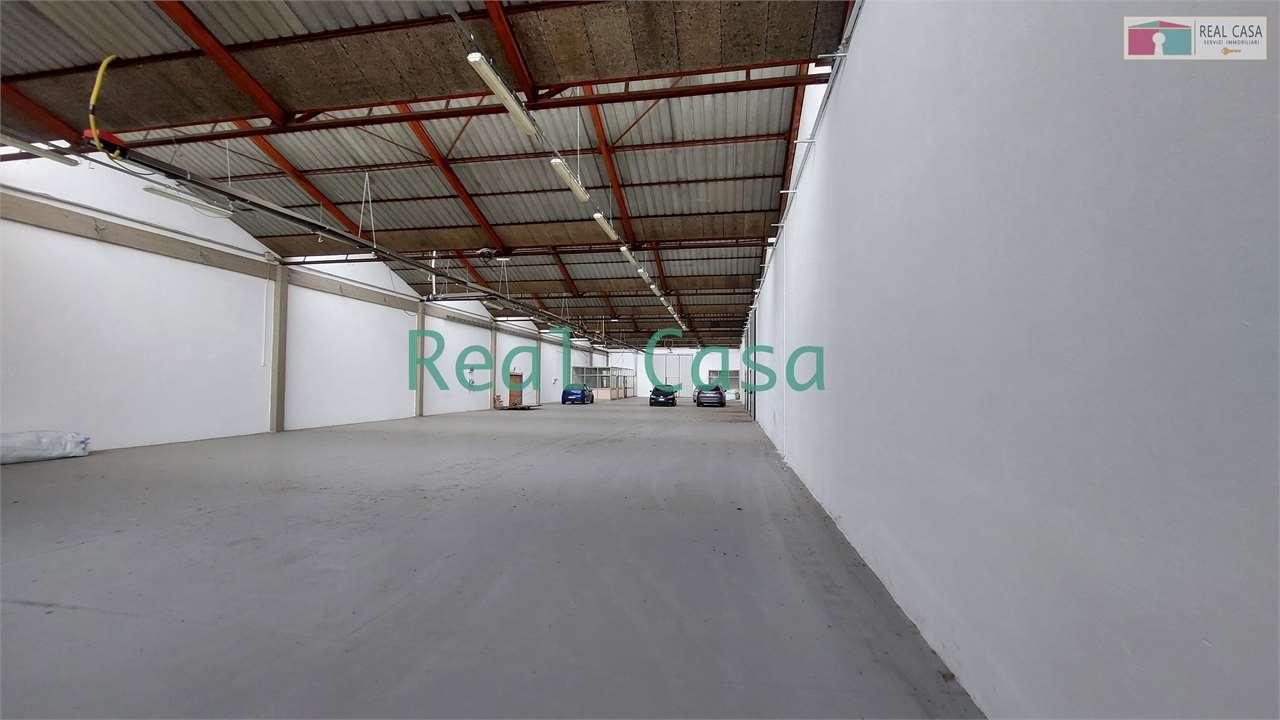 negozio in affitto a Modena in zona San Lazzaro / Modena Est