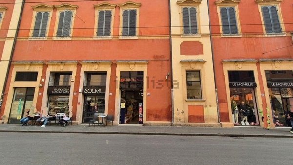 appartamento in affitto a Modena in zona Centro Storico