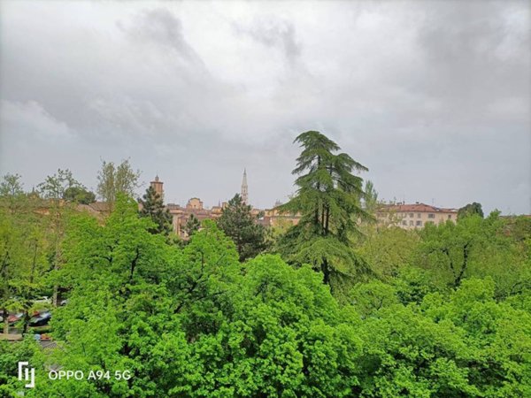 appartamento in affitto a Modena in zona Centro Storico