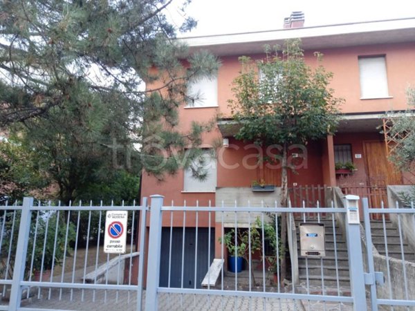 casa indipendente in affitto a Modena in zona Centro Storico
