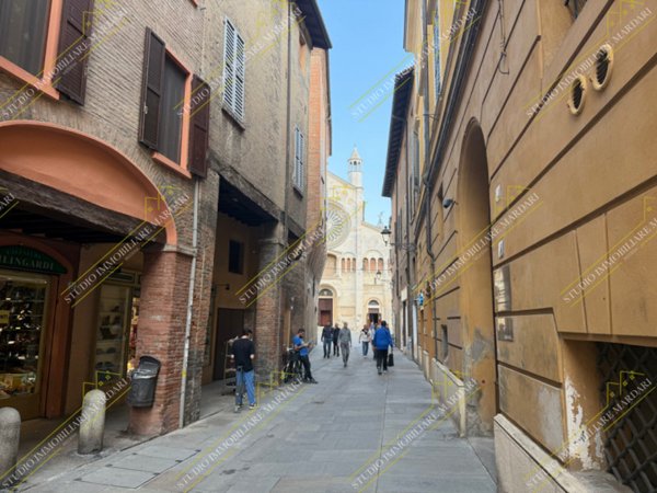 bivano in affitto a Modena in zona Centro Storico