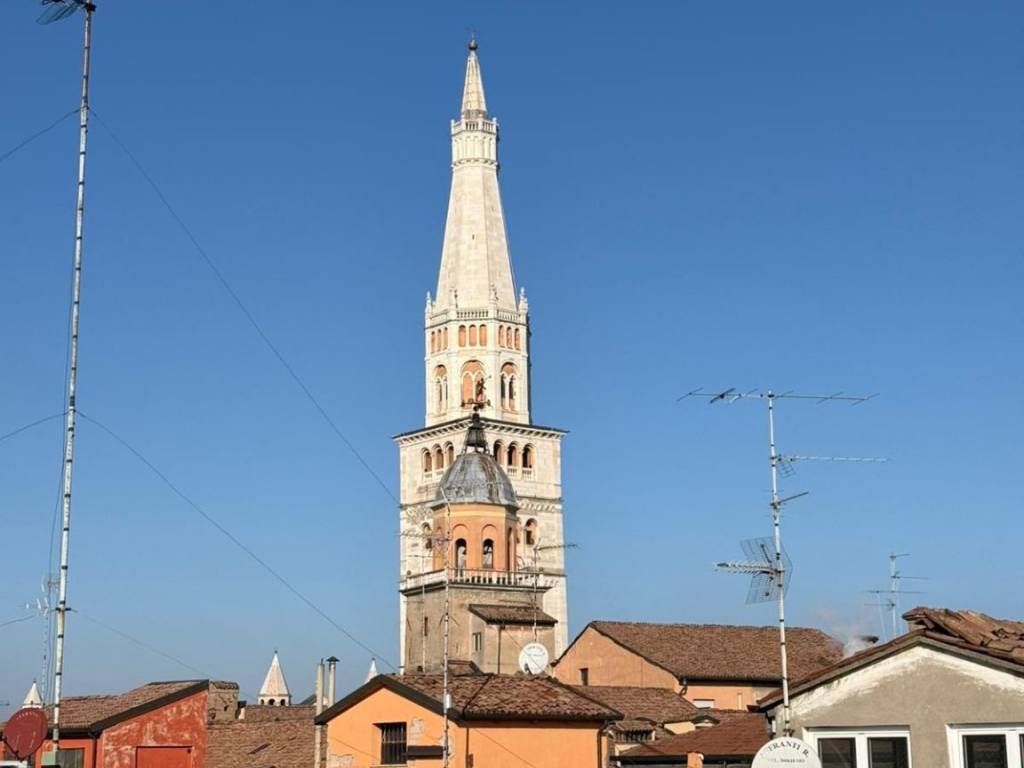appartamento in affitto a Modena in zona Centro Storico