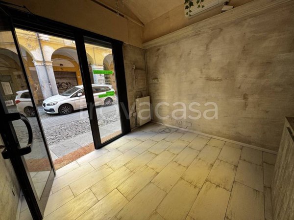 negozio in affitto a Modena in zona Centro Storico
