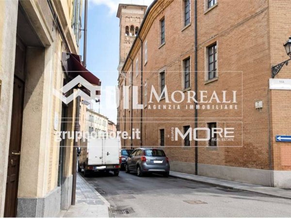 negozio in affitto a Modena in zona Centro Storico