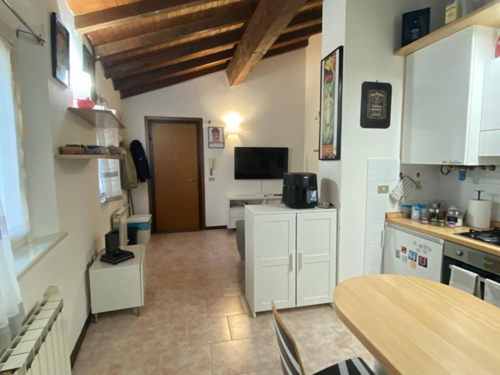 appartamento in affitto a Modena in zona Centro Storico