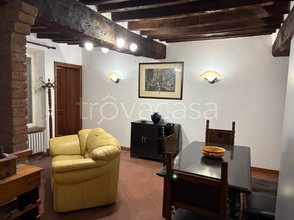 appartamento in affitto a Modena in zona Centro Storico