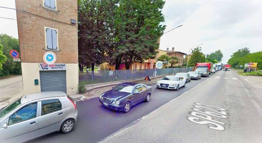 negozio in affitto a Modena in zona San Damaso