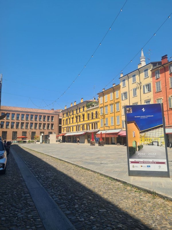 appartamento in affitto a Modena in zona Centro Storico