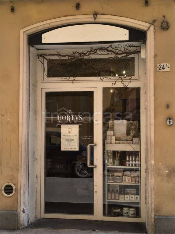 negozio in affitto a Modena in zona Centro Storico