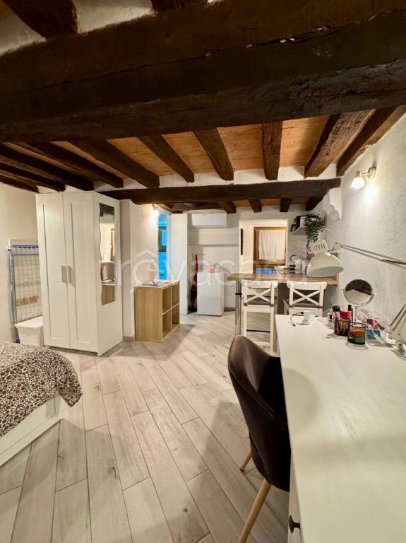 appartamento in affitto a Modena in zona Centro Storico