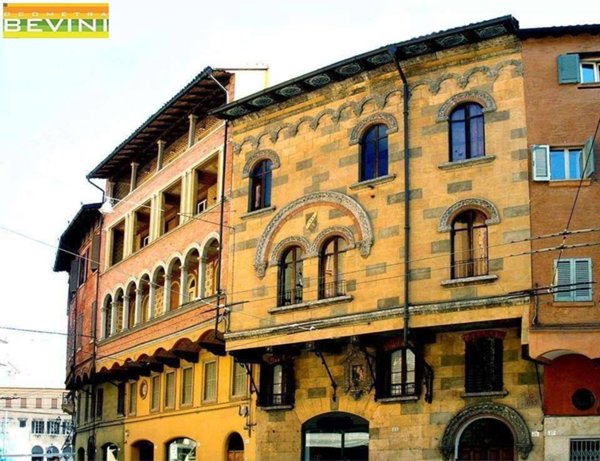 appartamento in affitto a Modena in zona Centro Storico